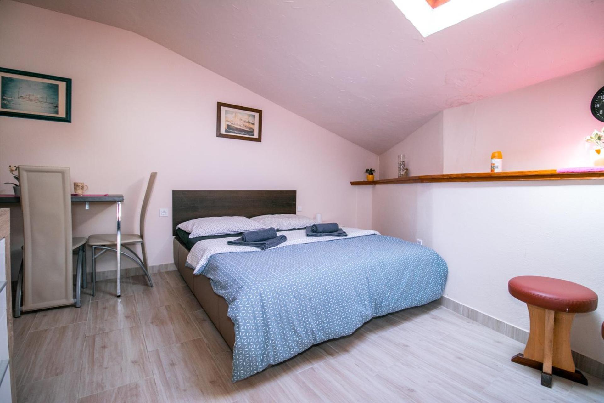 Jug Apartament *