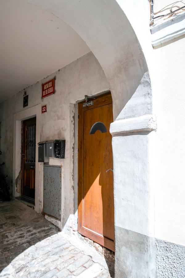 Jug * Piran